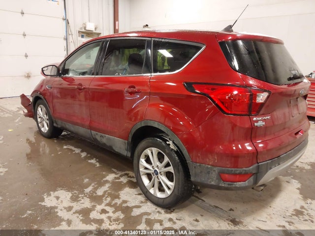 1FMCU9GD1KUA17041 Ford ESCAPE SE