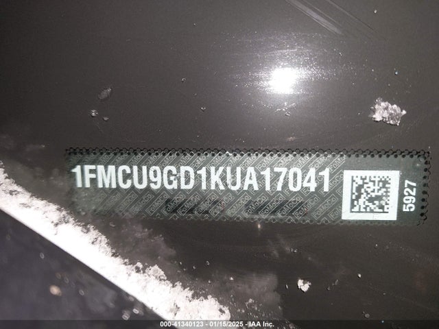 1FMCU9GD1KUA17041 Ford ESCAPE SE