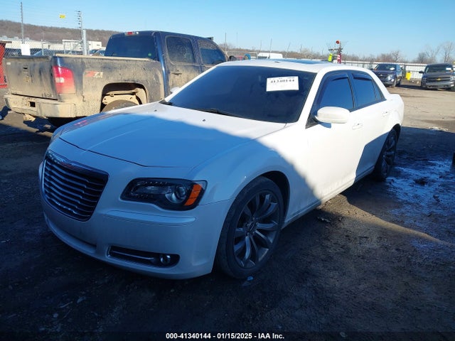 Chrysler 300 2014 2C3CCABT6EH256829 Image 2