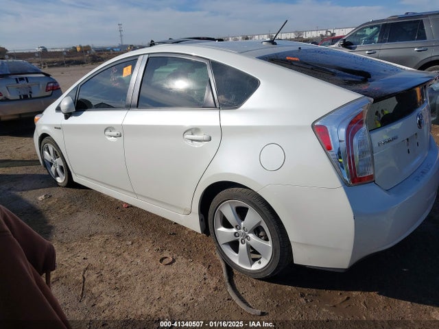 Toyota Prius Five 2015 JTDKN3DU8F0465885 Image 3