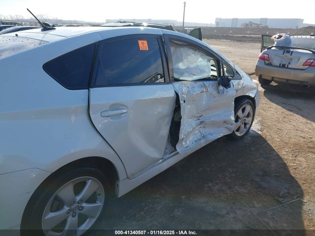 Toyota Prius Five 2015 JTDKN3DU8F0465885 Image 6