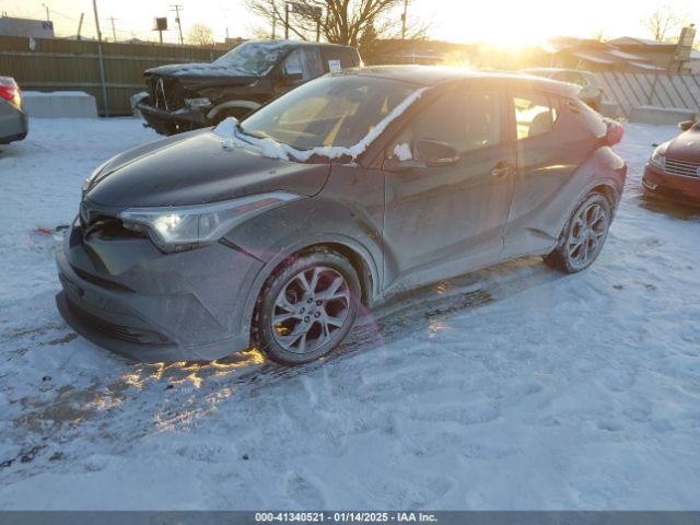 JTNKHMBX6K1027943 Toyota C-HR XLE