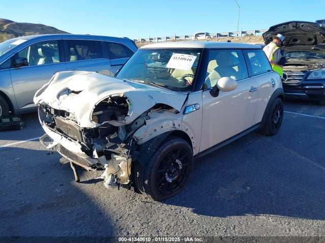 2007 MINI COOPER S WMWMF73597TT82731 Photo 1