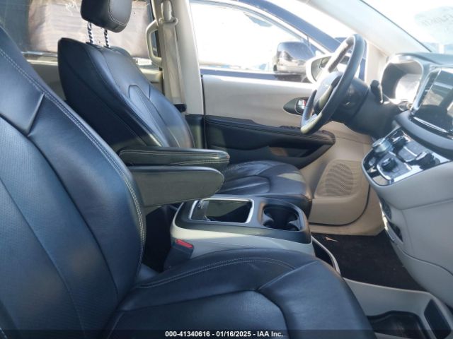 2C4RC1BG6NR167748 Chrysler Pacifica Touring L