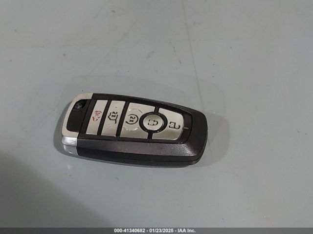1FMJU1JT0NEA48370 Ford Expedition Xlt