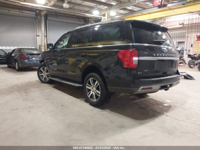 1FMJU1JT0NEA48370 Ford Expedition Xlt