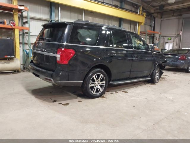 1FMJU1JT0NEA48370 Ford Expedition Xlt