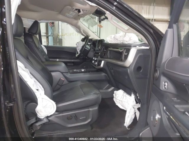1FMJU1JT0NEA48370 Ford Expedition Xlt