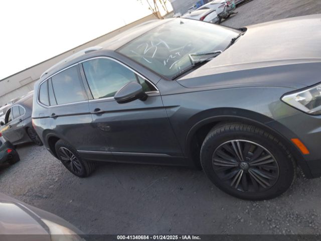 3VV3B7AX7KM030237 Volkswagen Tiguan 2.0t Se/2.0t Sel/2.0t Sel R-line/2.0t Sel R-line Black