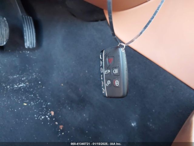 2013 JAGUAR XJ SAJWJ1CD2D8V51132 Photo 10