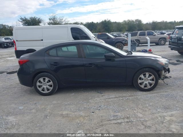 3MZBM1U77FM229529 Mazda Mazda3 I Sport