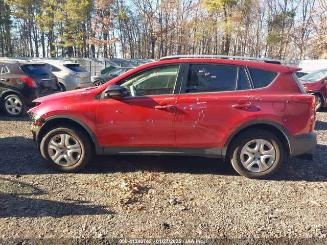 Toyota RAV4 LE 2015 JTMBFREV0FJ027041 Image 14