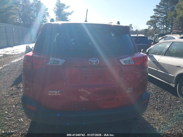Toyota RAV4 LE 2015 JTMBFREV0FJ027041 Image 16