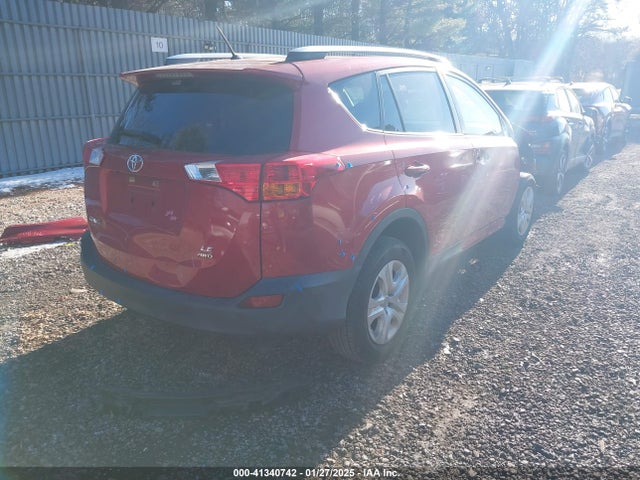 Toyota RAV4 LE 2015 JTMBFREV0FJ027041 Image 4