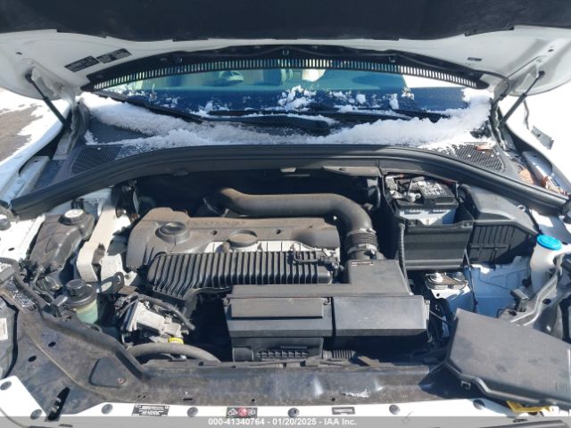 2015 VOLVO XC60 YV4612RKXF2757103 Photo 9