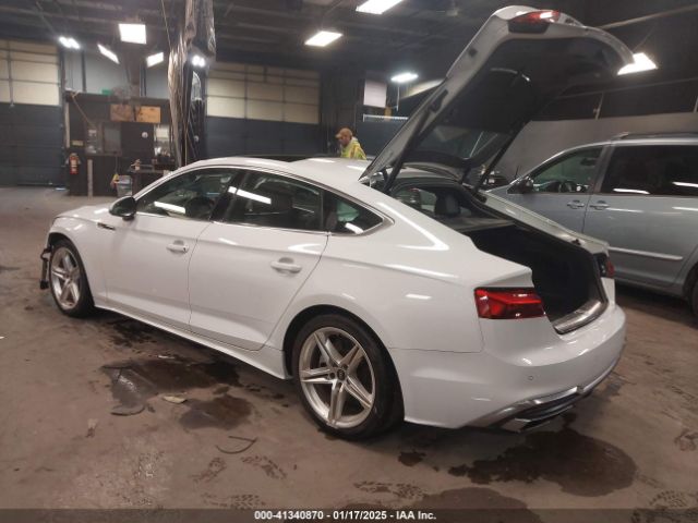 2021 AUDI A5 SPORTBACK WAUFACF50MA045156 Photo 2
