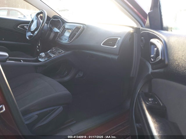 Chrysler 200 Limited 2015 1C3CCCAB2FN616787 Image 5