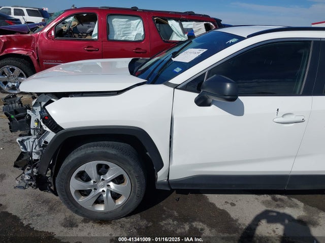 Toyota RAV4 LE 2020 2T3H1RFV0LW087521 Image 18