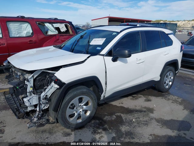Toyota RAV4 LE 2020 2T3H1RFV0LW087521 Image 2