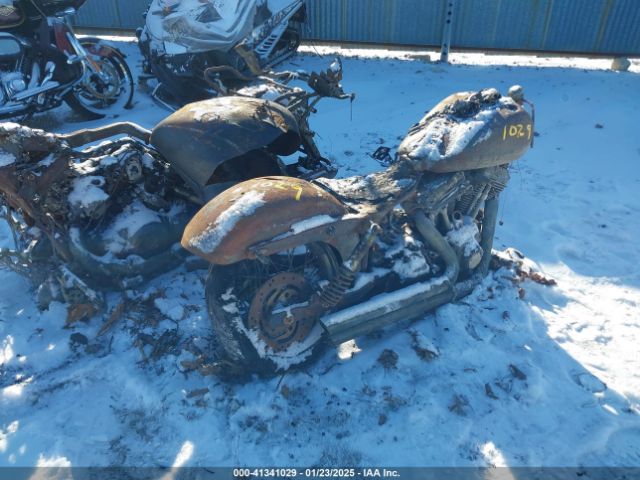 2010 HARLEY-DAVIDSON FXDWG 1HD1GP415AC331019 Photo 3