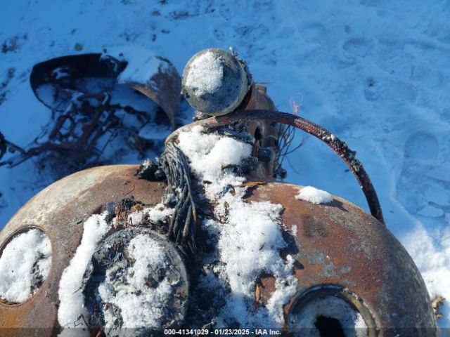 2010 HARLEY-DAVIDSON FXDWG 1HD1GP415AC331019 Photo 6