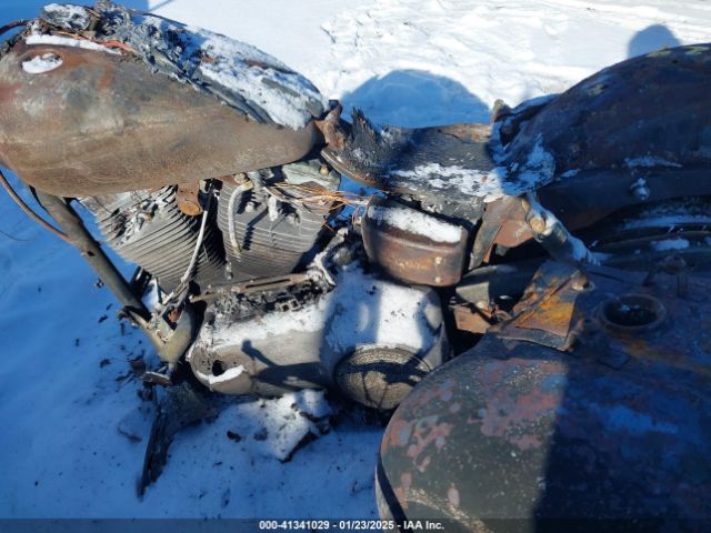 2010 HARLEY-DAVIDSON FXDWG 1HD1GP415AC331019 Photo 8