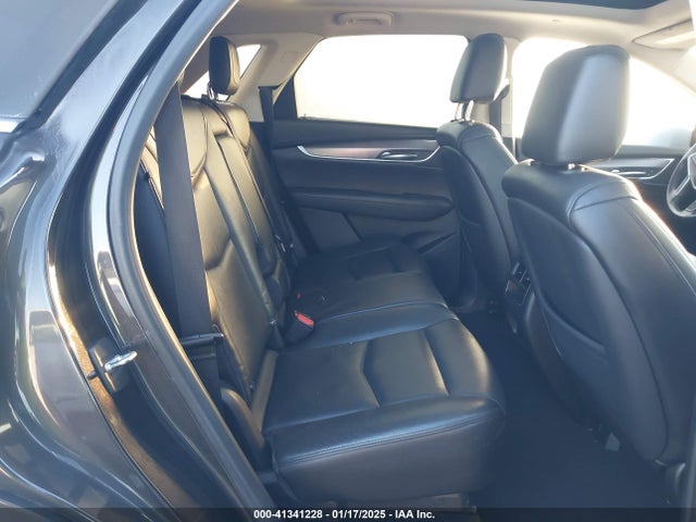 2018 CADILLAC XT5 1GYKNERS6JZ208094 Photo 7