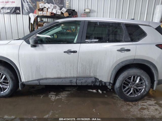 5N1BT3AB1RC759930 Nissan Rogue S Intelligent Awd