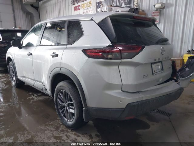 5N1BT3AB1RC759930 Nissan Rogue S Intelligent Awd