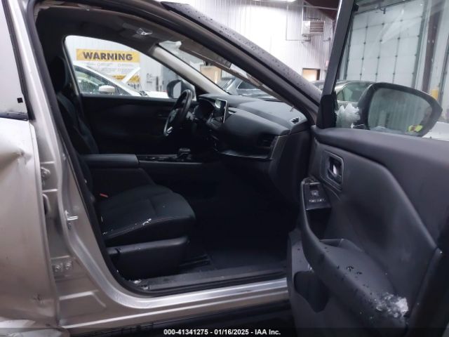 5N1BT3AB1RC759930 Nissan Rogue S Intelligent Awd