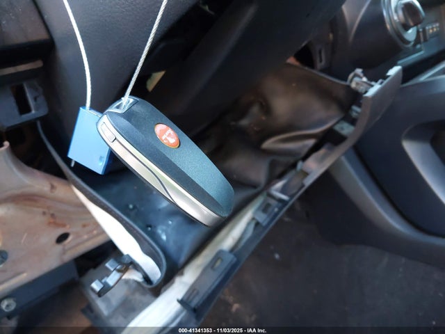 2019 NISSAN TITAN XD 1N6BA1F48KN512968 Photo 10