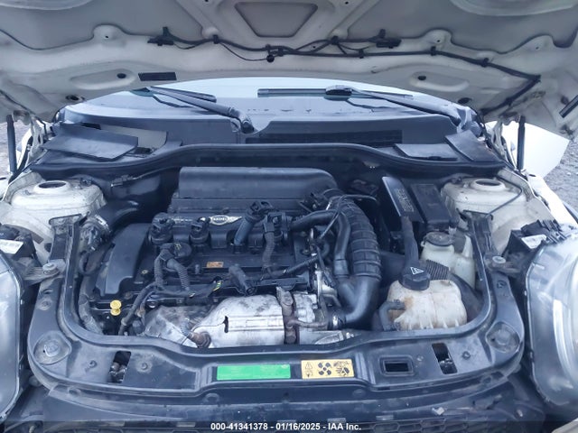 2010 MINI COOPER S WMWMF7C54ATX42401 Photo 9