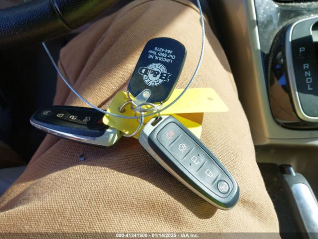 1FADP5CU5FL103193 Ford C-max Energi Sel