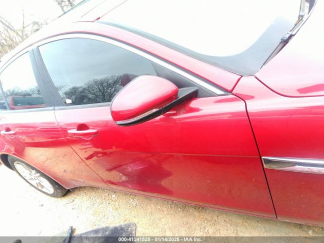 SAJAD4FN3JCP24916 Jaguar XE