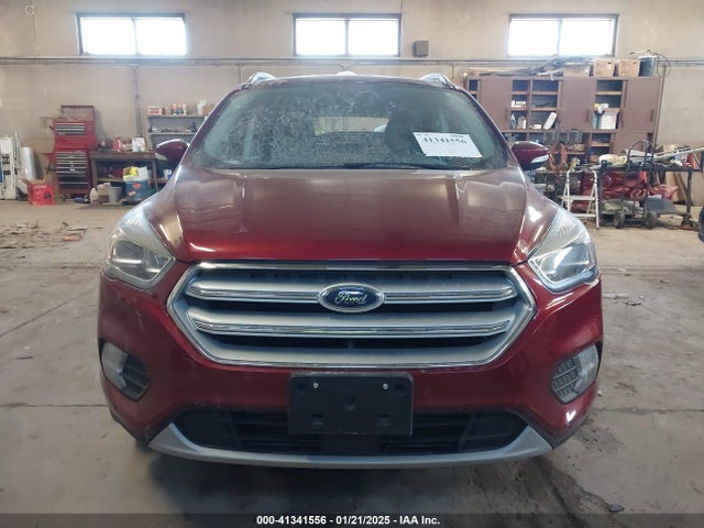 1FMCU9J93JUB69051 Ford Escape Titanium