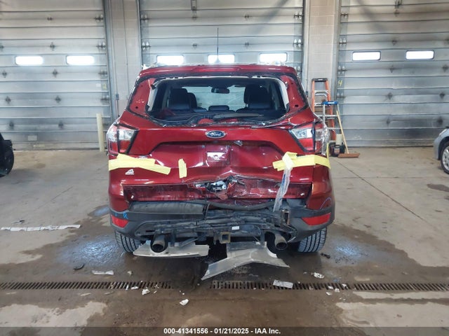 1FMCU9J93JUB69051 Ford Escape Titanium