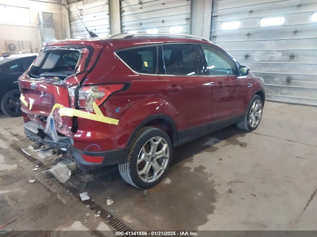 1FMCU9J93JUB69051 Ford Escape Titanium