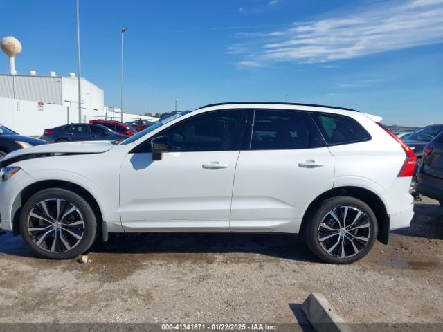 YV4L12DW1P1335807 Volvo Xc60 B5 Plus Dark Theme