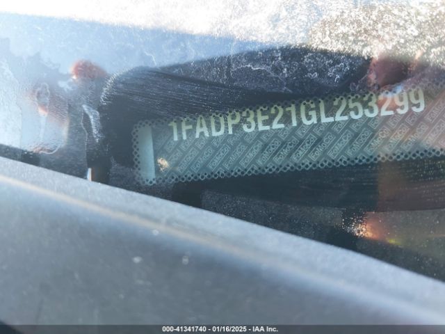 1FADP3E21GL253299 Ford FOCUS S