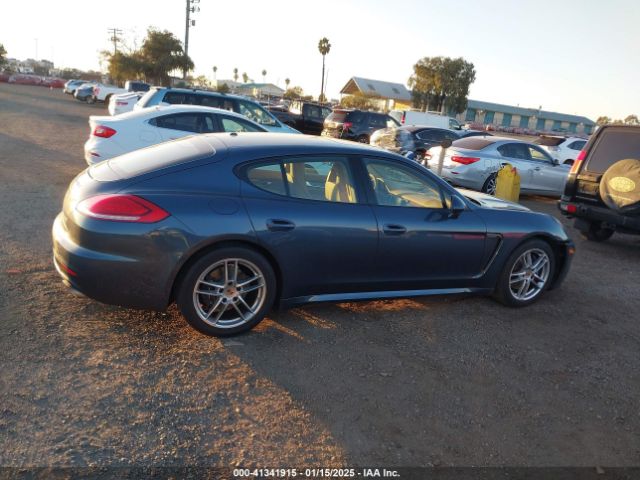 WP0AA2A74EL005653 Porsche PANAMERA 4