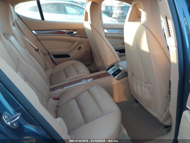 WP0AA2A74EL005653 Porsche PANAMERA 4