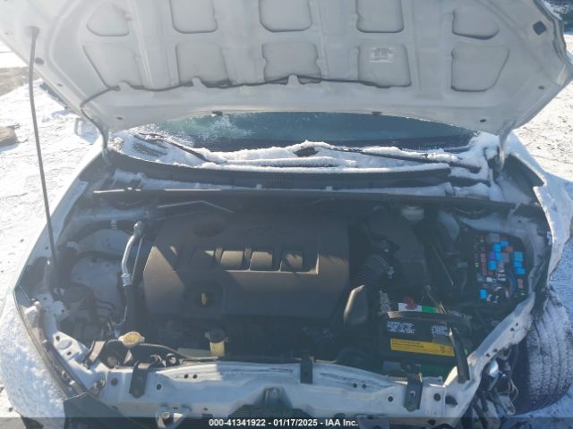 5YFBURHE1HP575579 Toyota Corolla Xle