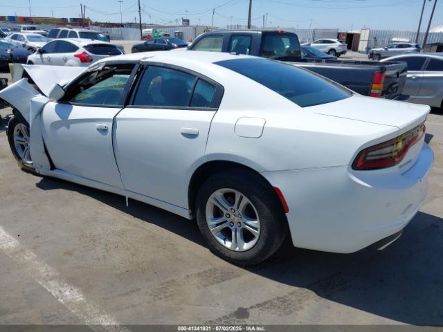 2021 DODGE CHARGER 2C3CDXBG1MH618910 Photo 2