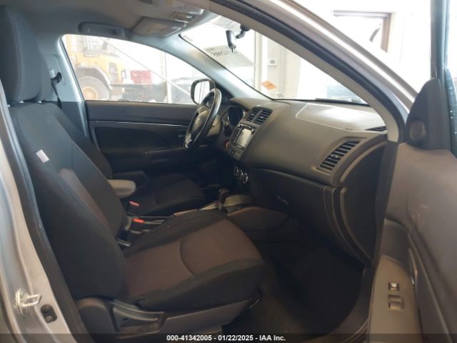 2018 MITSUBISHI OUTLANDER SPORT JA4AR3AU2JU015004 Photo 4