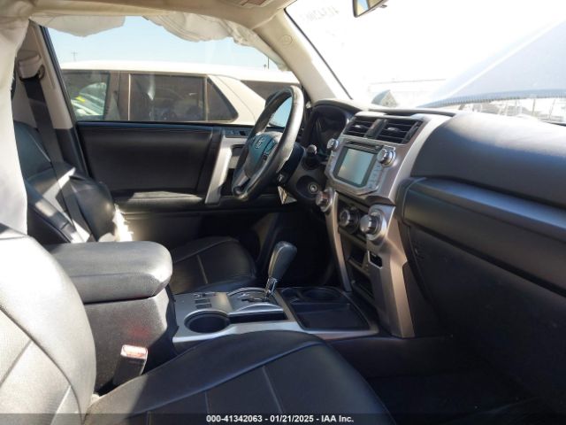 JTEZU5JR3E5072144 Toyota 4RUNNER SR5