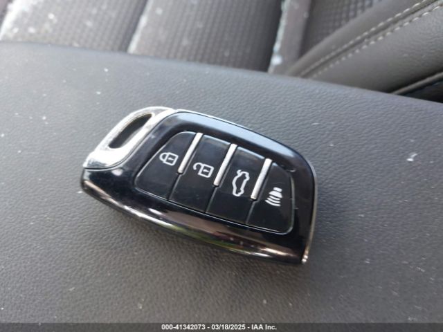 KL77LHE24RC027211 Chevrolet Trax Fwd Lt