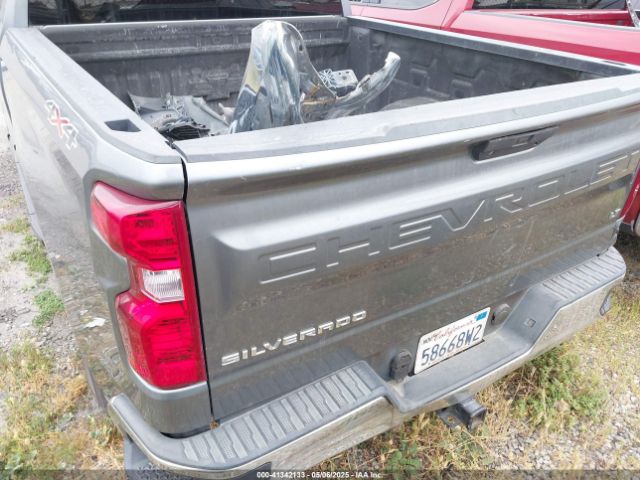 3GCPYDEK1KG242867 Chevrolet Silverado 1500 Lt