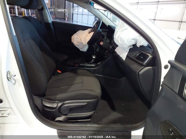 KNAGT4L31G5073195 KIA Optima Lx