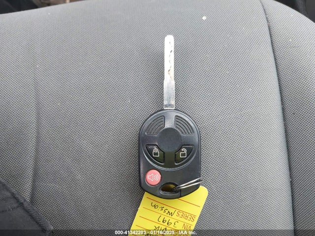 1FMCU0GX5GUB03997 Ford ESCAPE SE