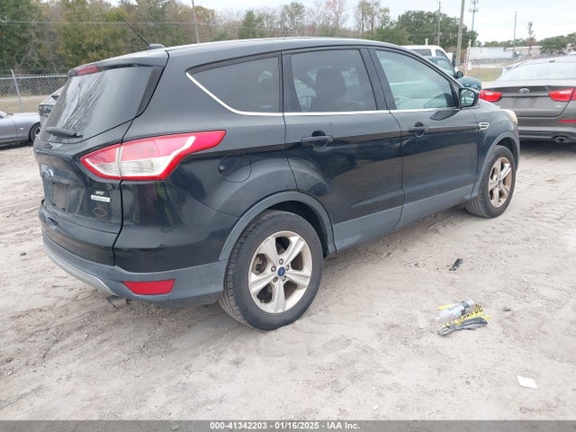 1FMCU0GX5GUB03997 Ford ESCAPE SE